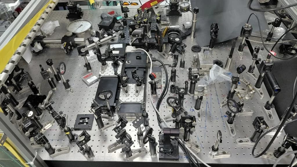 Femtosecond Laser Optical Table